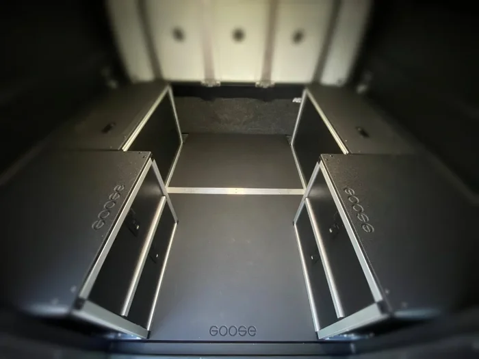 Alu-Cab Canopy Camper V2 – Chevy Colorado/GMC Canyon 2015-2022 2nd Gen. – Bed Plate System – 5′ Bed