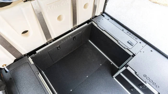 Alu-Cab Canopy Camper V2 – Jeep Gladiator 2019-Present JT – Front Utility Module – 5′ Bed