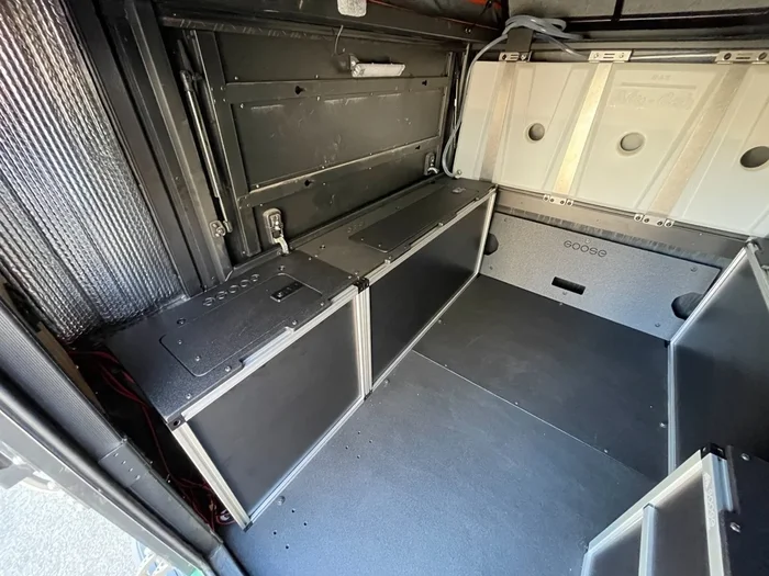 Alu-Cab Canopy Camper V2 – Toyota Tacoma 2005-Present 2nd & 3rd Gen. – Front Utility Module – 6′ Bed