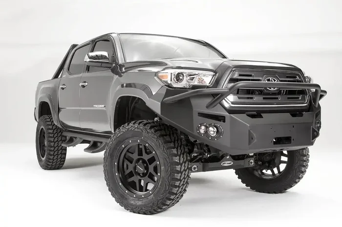Fab Fours TT16-B3652-1 – Premium Winch Front Bumper