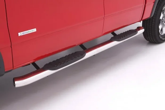 Lund 07-17 Chevy Silverado 1500 Crew Cab 5in. Curved Oval SS Nerf Bars – Polished