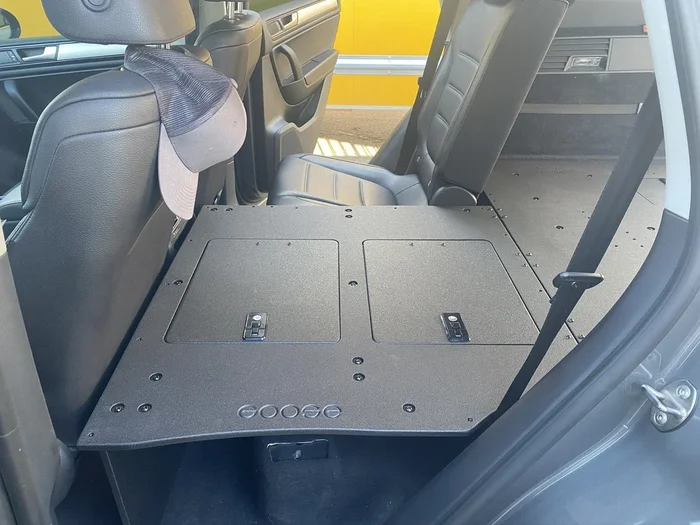 Porsche Cayenne 2011-2017 2nd Gen. – Second Row Seat Delete Plate System
