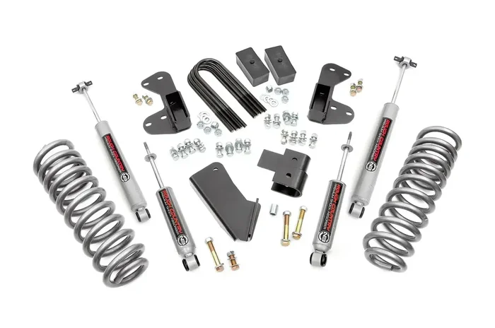 Rough Country 420.20 – Suspension Lift Kit w/Shocks 2.5 in.
