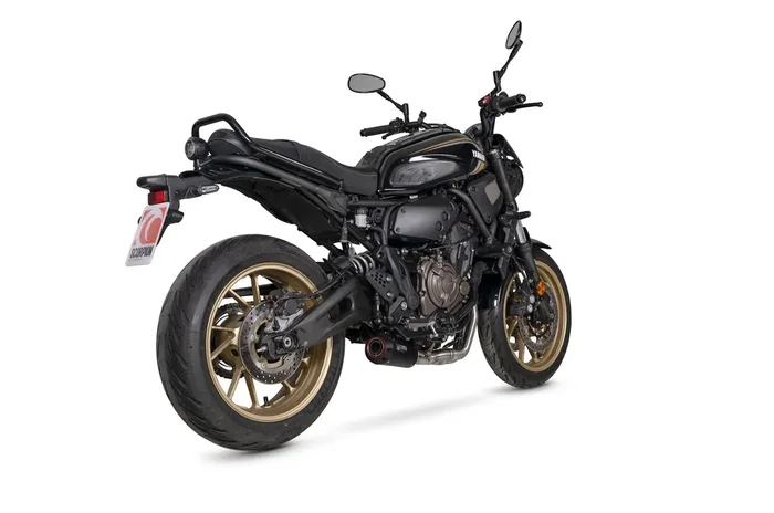Scorpion PYA123SYSBCER Yamaha XSR 700 Red Power Full Exhaust System – Black Ceramic Coated Sleeve