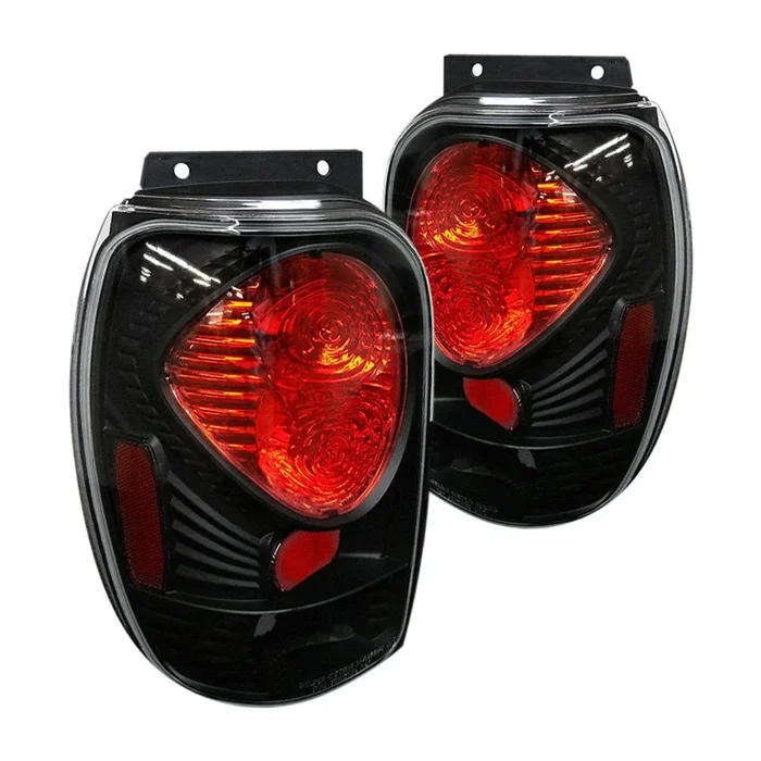 Spyder Euro Style Tail Lights Ford Focus Sedan (2000-2004) Black